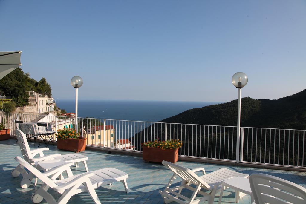 Camera Familiare con Bagno Privato